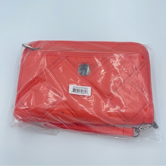 Lug Zeppelin RFID Wristlet Wallet Fruit Punch NWT - Picture 9 of 10